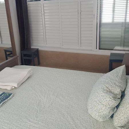 Room Near Sheba Medical Center, And Bar Ilan, And Tlv Airport Qiryat Ono Extérieur photo