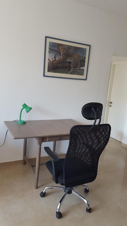 Room Near Sheba Medical Center, And Bar Ilan, And Tlv Airport Qiryat Ono Extérieur photo